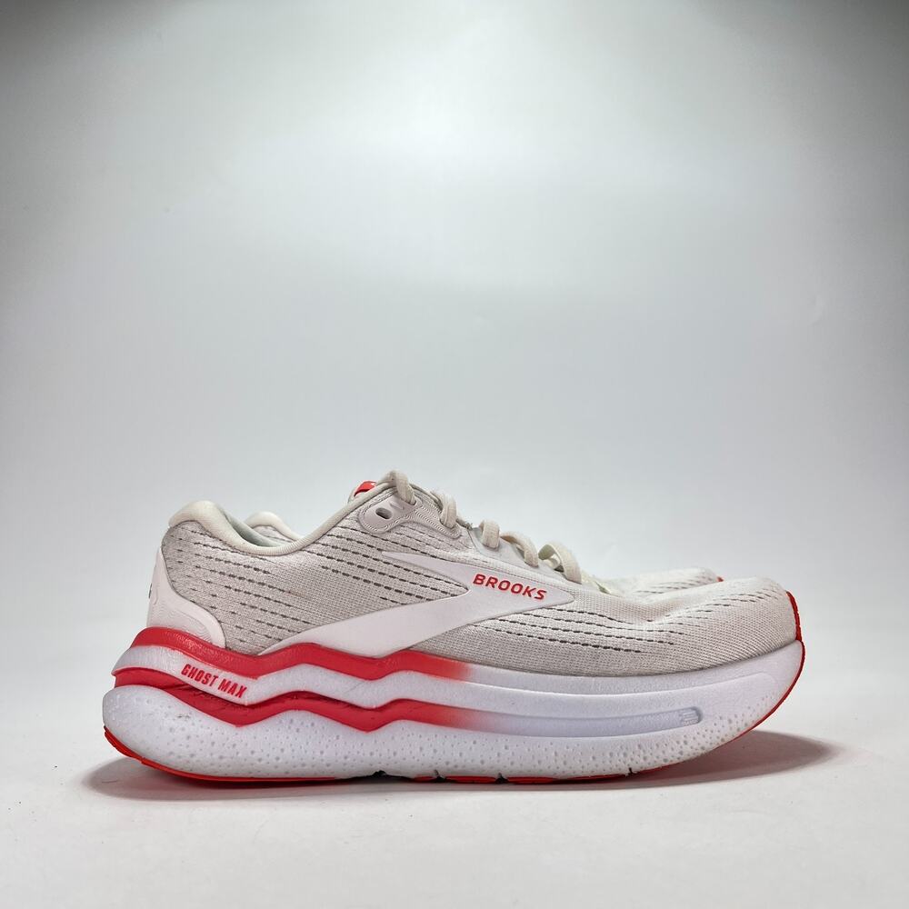 Brooks Ghost Max 2 White Hot Coral Lace Up Running Shoes 1204201B174 Womens Sz 7